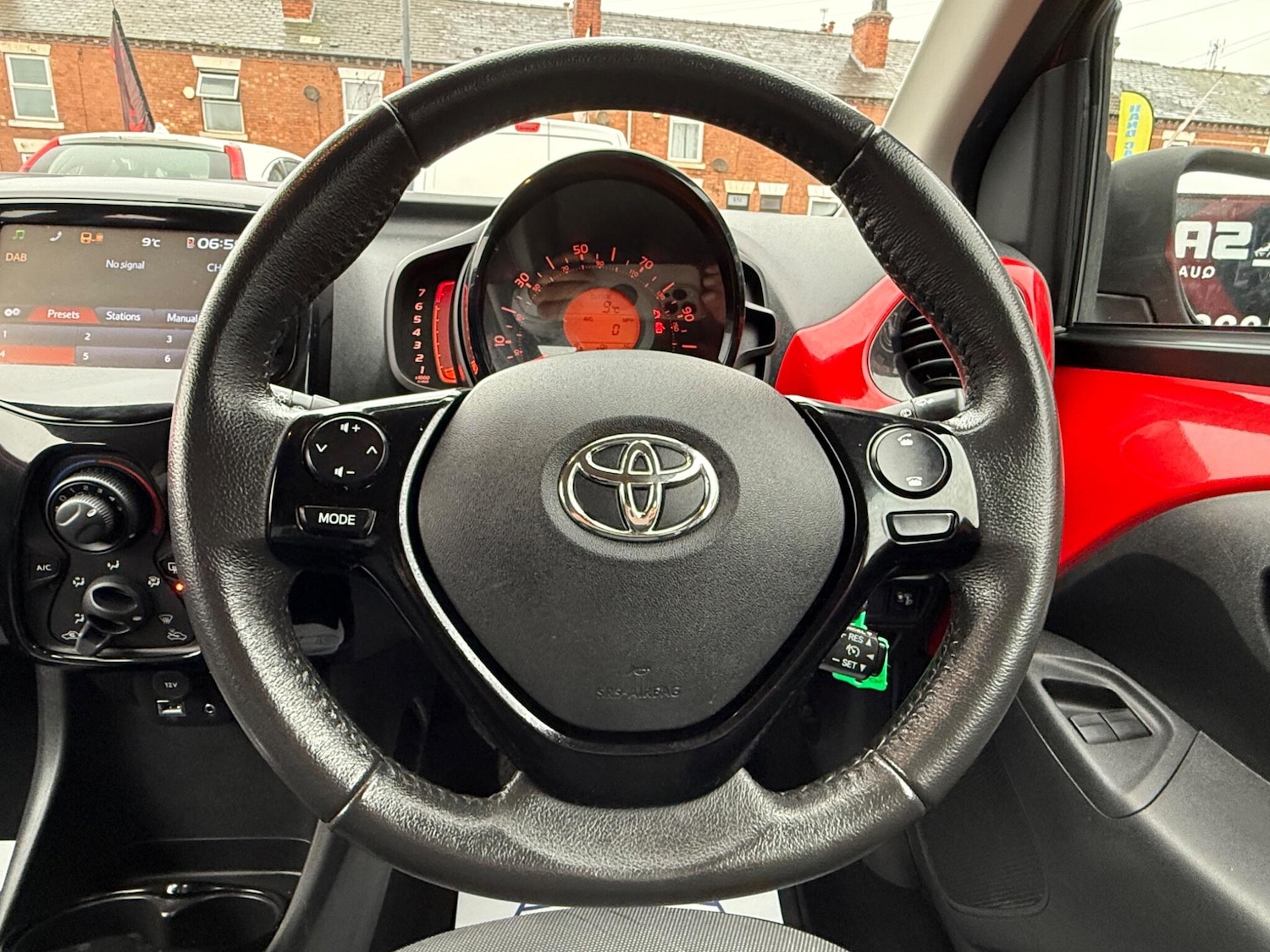 Used Toyota AYGO 2015 for sale - 76700845: Photo 19