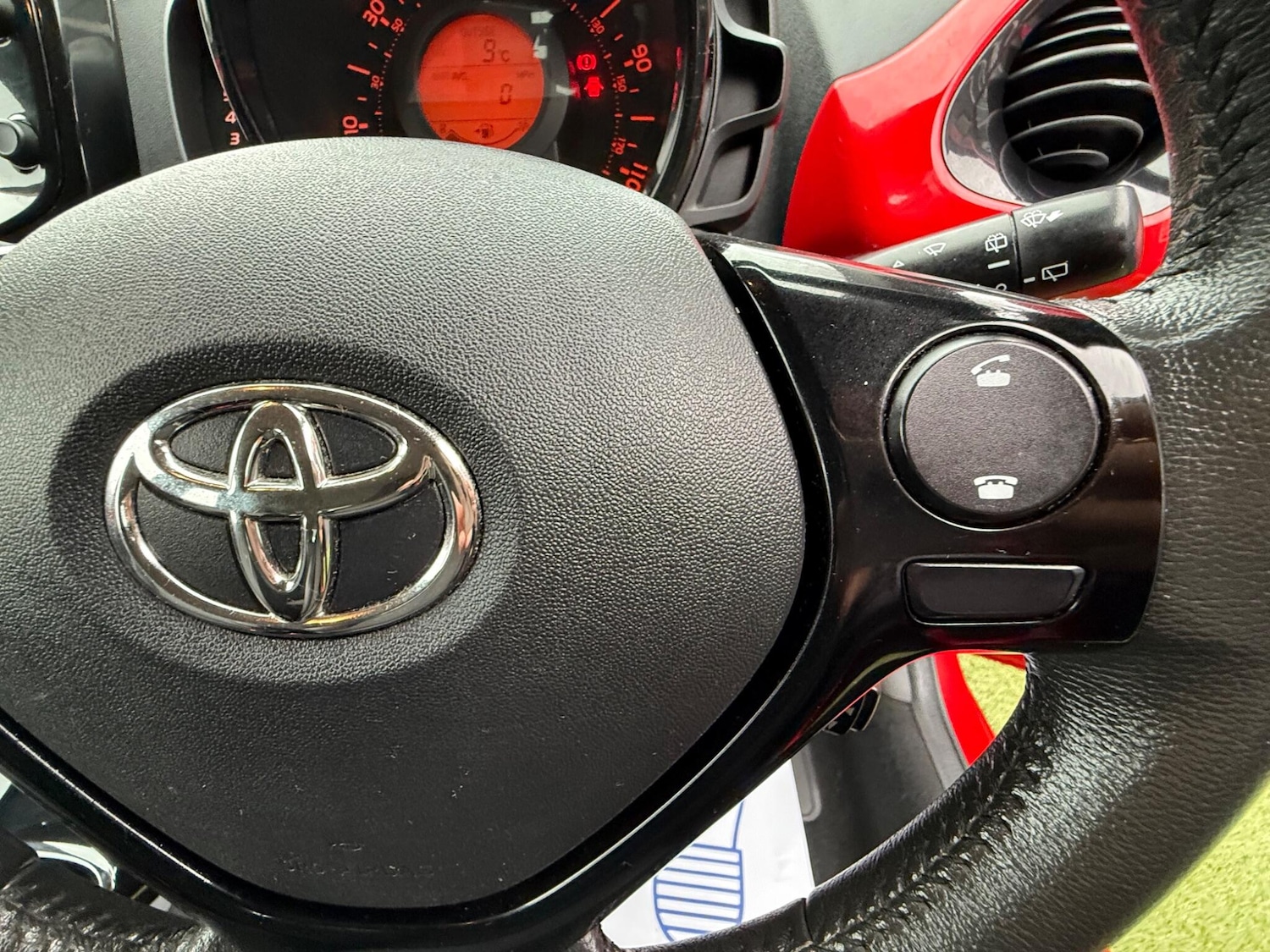 Used Toyota AYGO 2015 for sale - 76700845: Photo 24