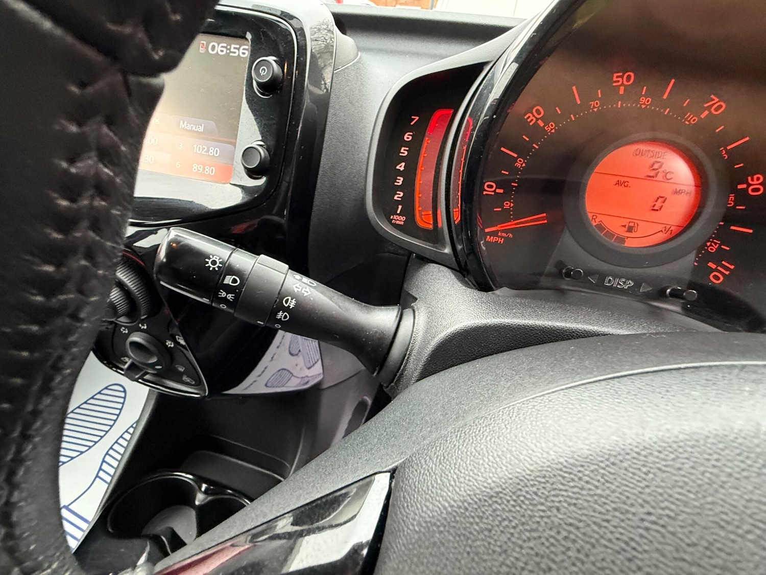 Used Toyota AYGO 2015 for sale - 76700845: Photo 25