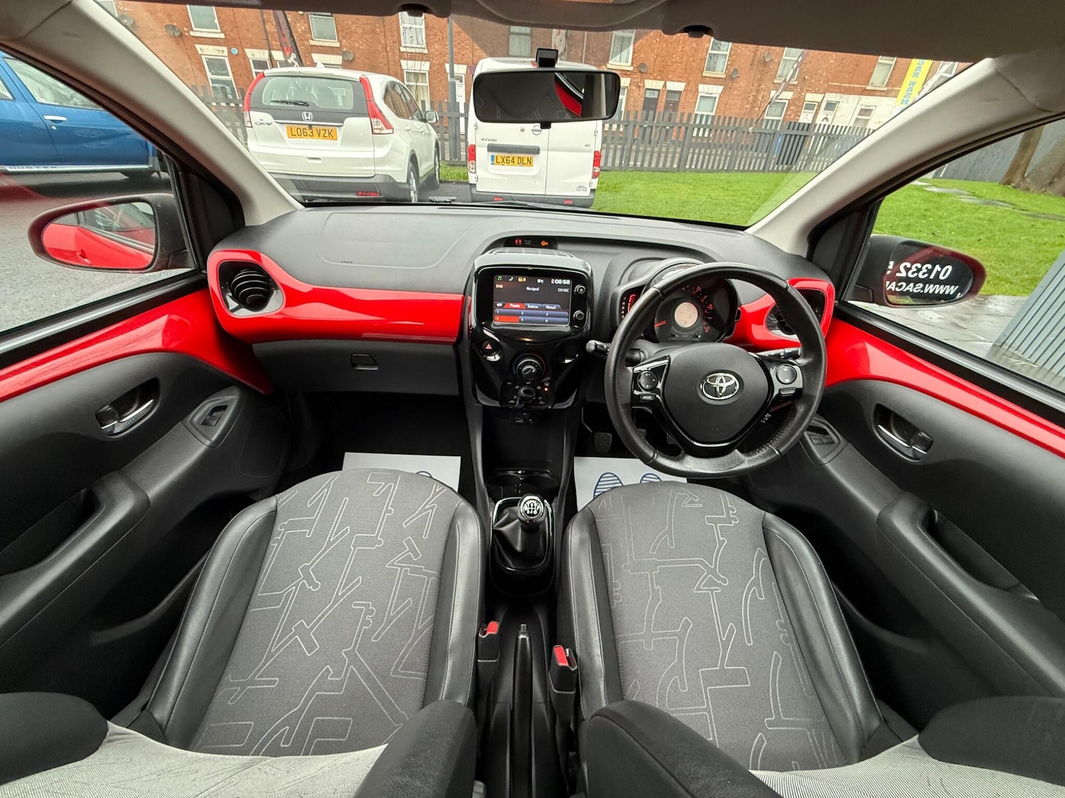 Used Toyota AYGO 2015 for sale - 76700845: Photo 30