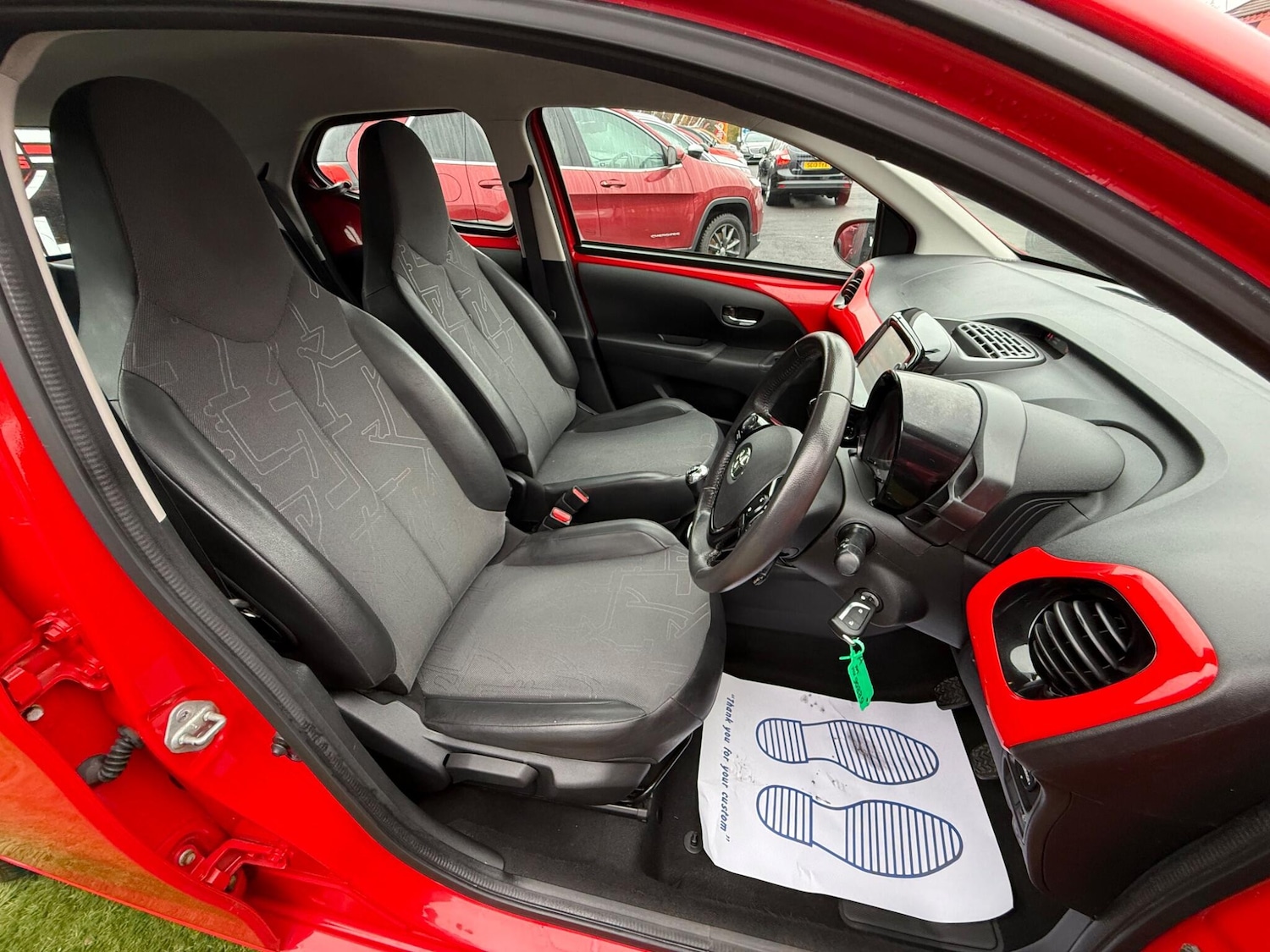 Used Toyota AYGO 2015 for sale - 76700845: Photo 4