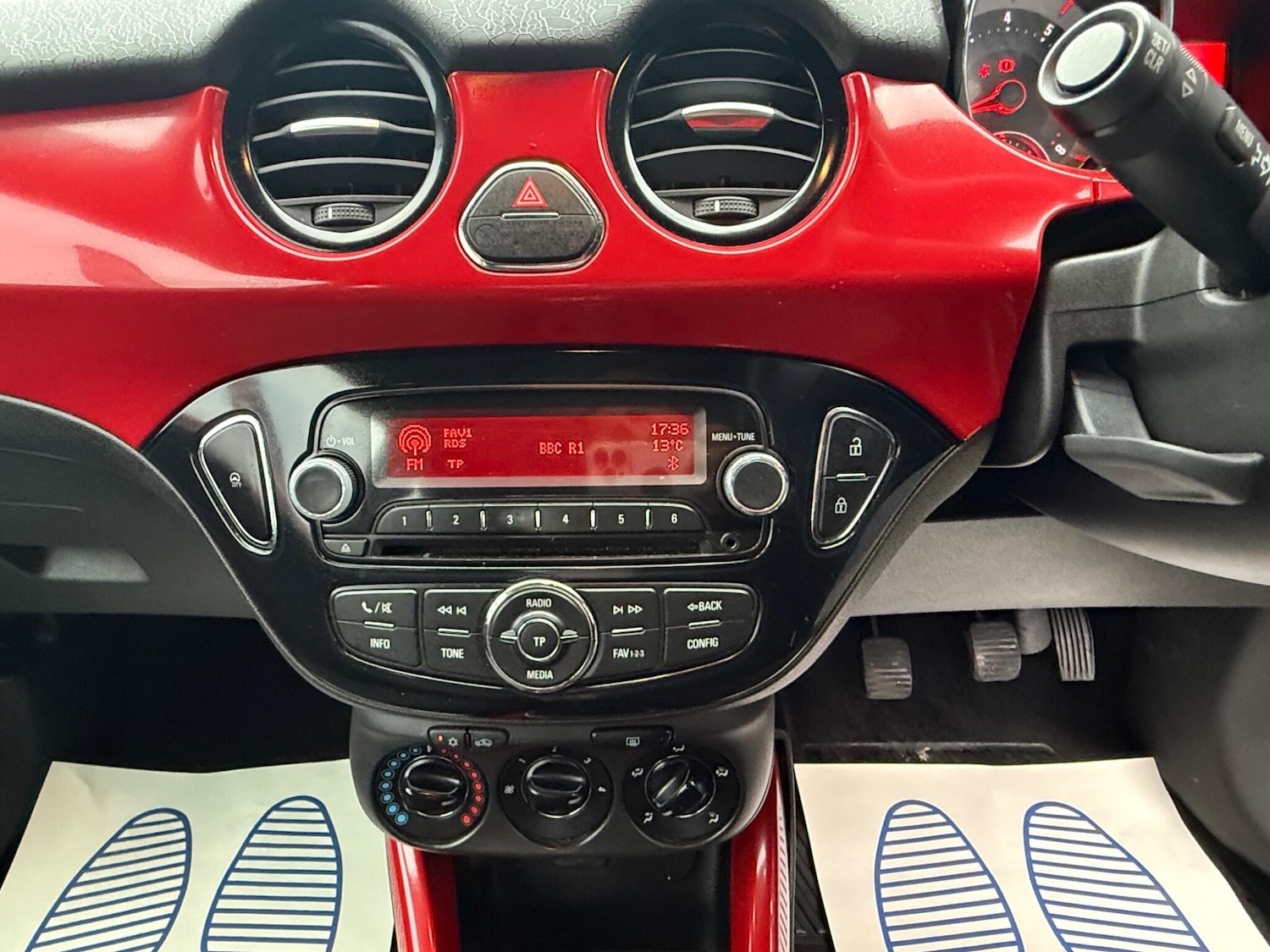 Used Vauxhall ADAM 2014 for sale - 76700661: Photo 20