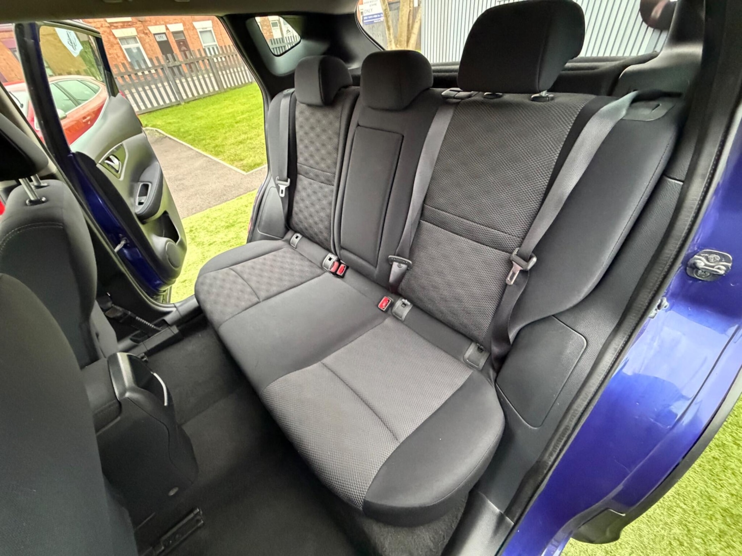 Used Nissan Qashqai 2015 for sale - 77598234: Photo 25