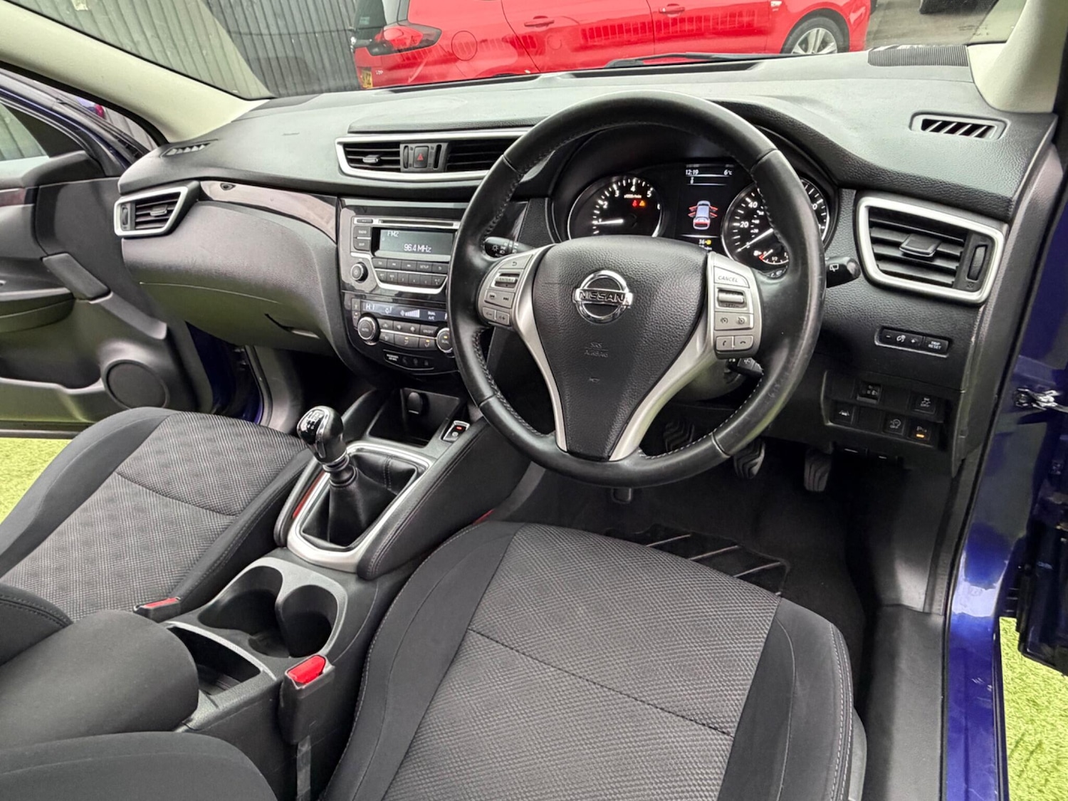 Used Nissan Qashqai 2015 for sale - 77598234: Photo 3