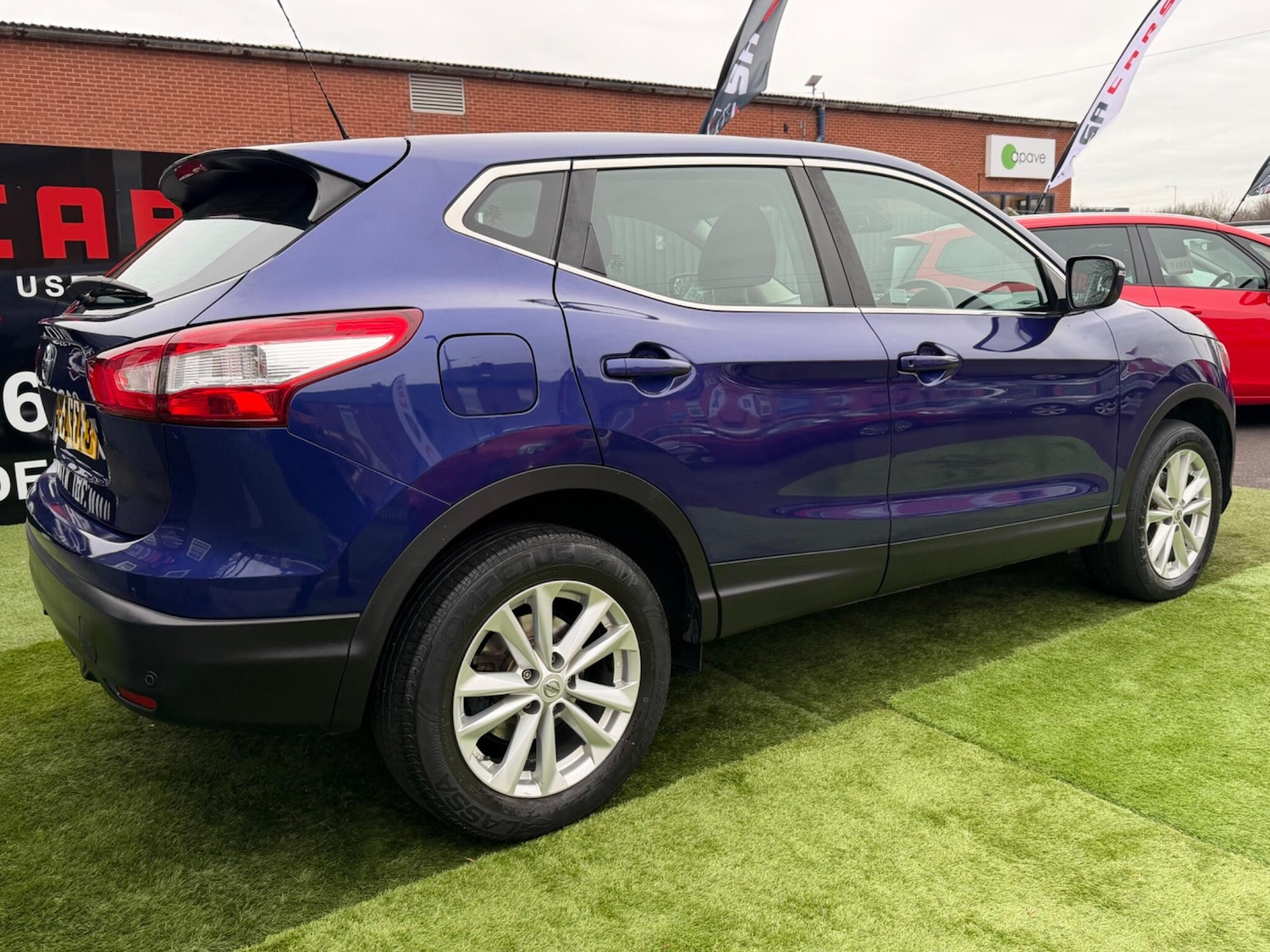 Used Nissan Qashqai 2015 for sale - 77598234: Photo 9