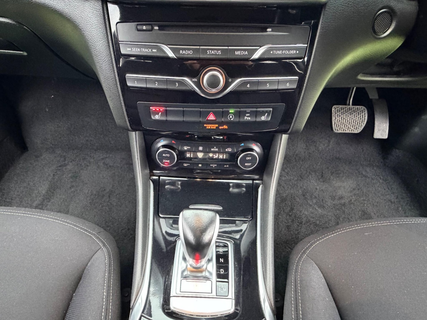 Used Infiniti Q30 for sale - 77305951: Photo 23