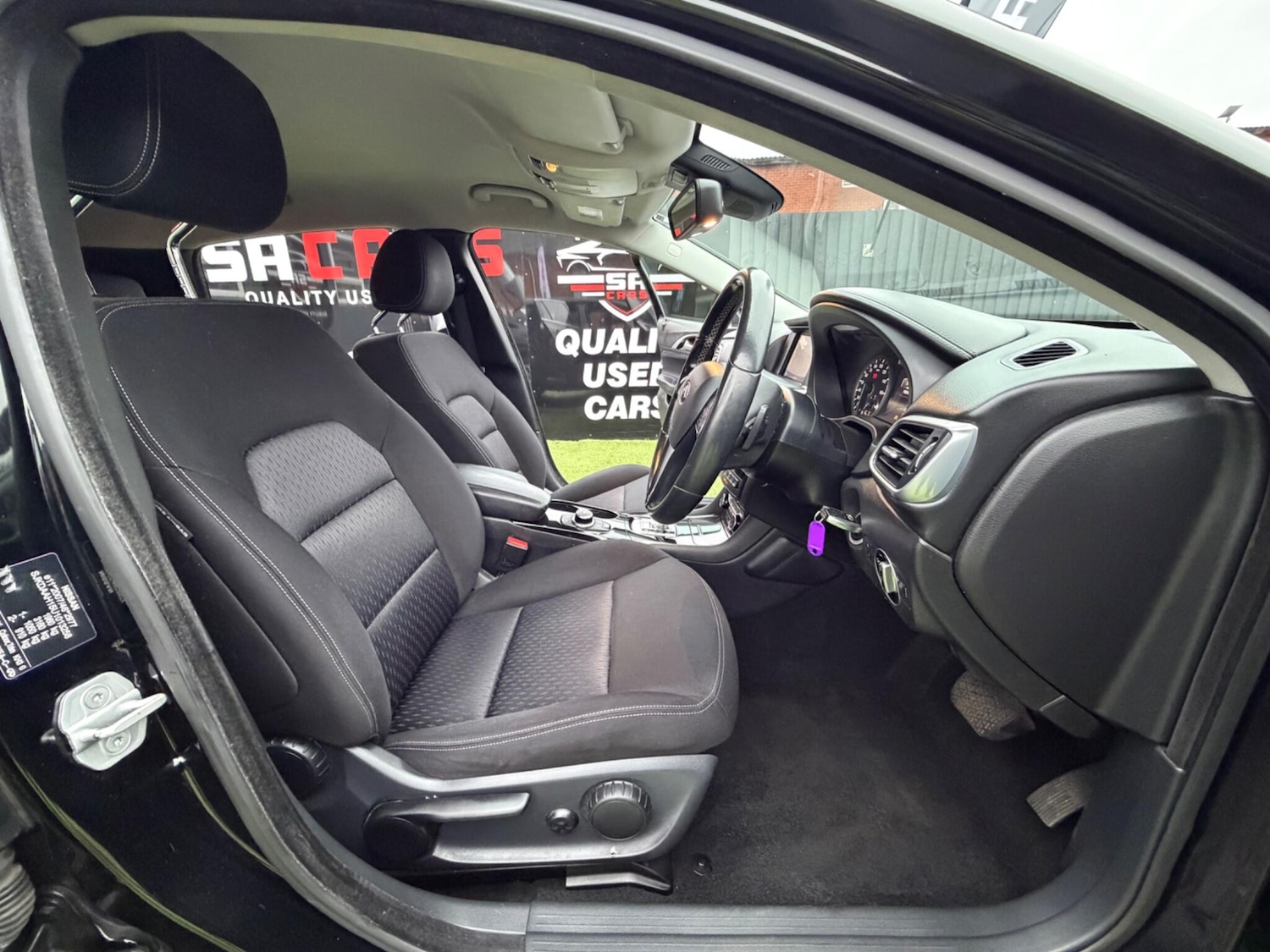 Used Infiniti Q30 for sale - 77305951: Photo 35