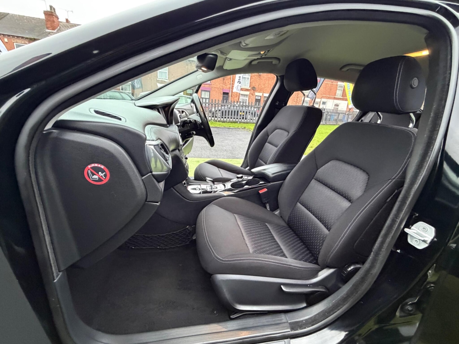 Used Infiniti Q30 for sale - 77305951: Photo 39