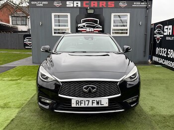 Used Infiniti Q30 2017 for sale - 77305951: Photo