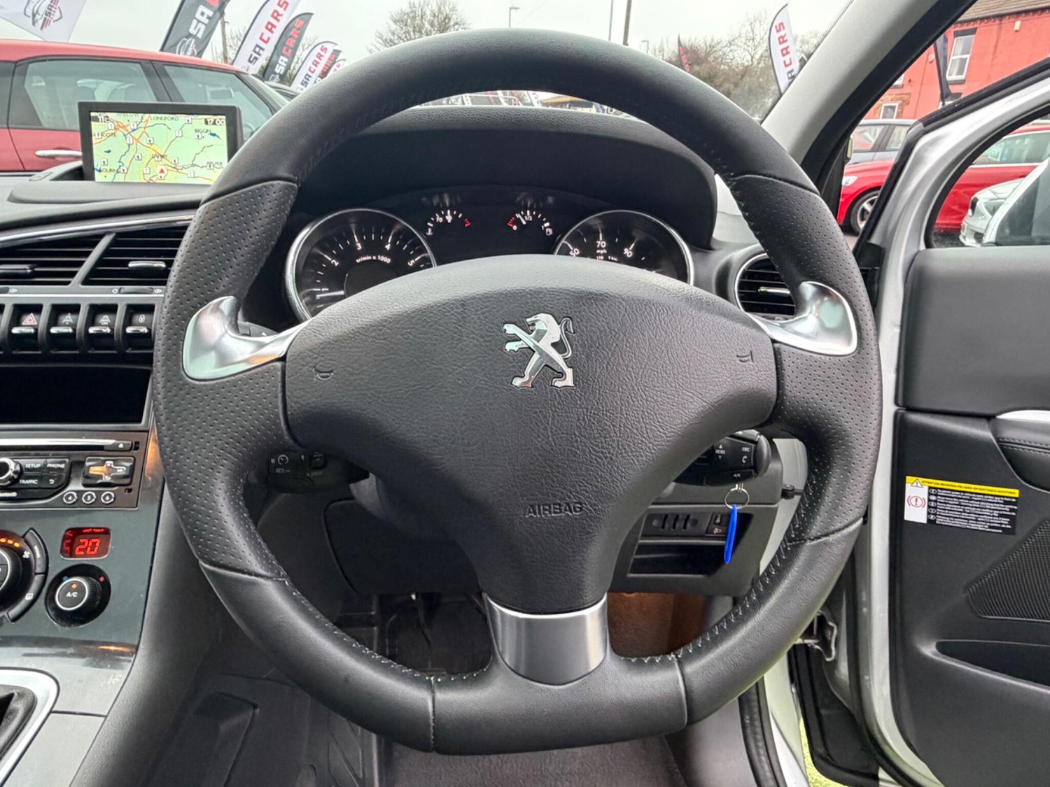 Used Peugeot 3008 2013 for sale - 77825029: Photo 18