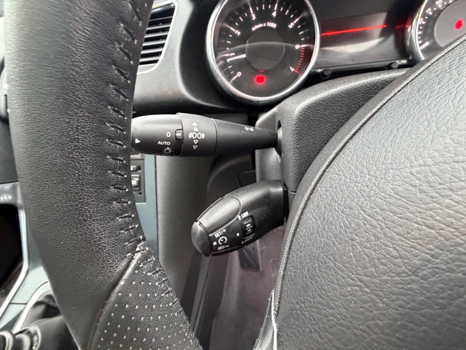 Used Peugeot 3008 2013 for sale - 77825029: Photo 23