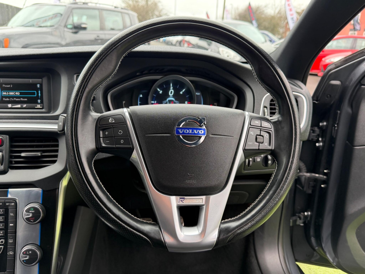 Used Volvo V40 2013 for sale - 77646331: Photo 18