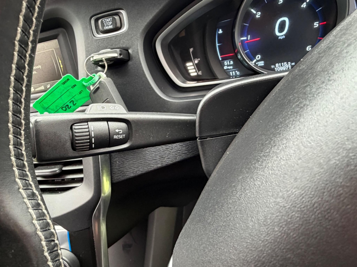 Used Volvo V40 2013 for sale - 77646331: Photo 23