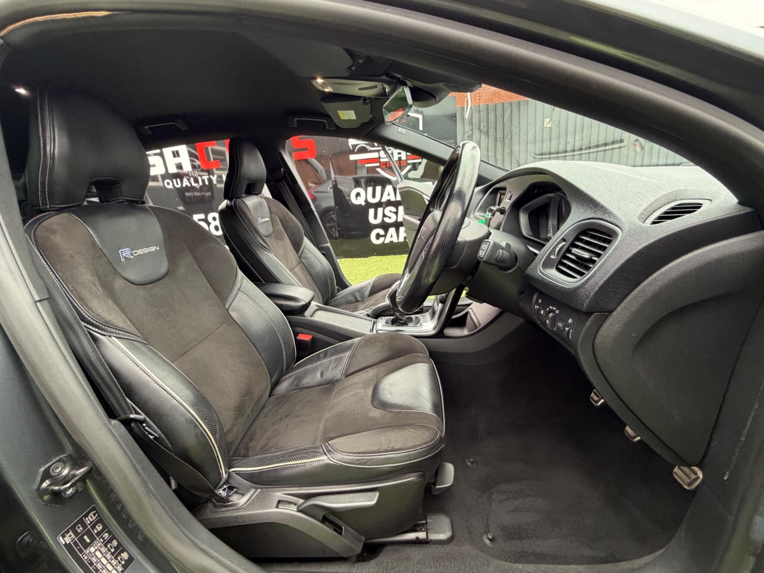 Used Volvo V40 2013 for sale - 77646331: Photo 27