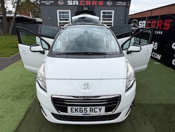 Used Peugeot 5008 2015 for sale - 78536031: Photo
