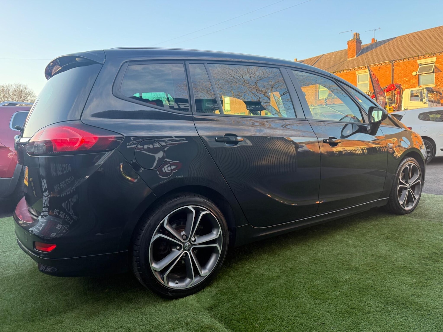 Used Vauxhall Zafira 2015 for sale - 76702279: Photo 16