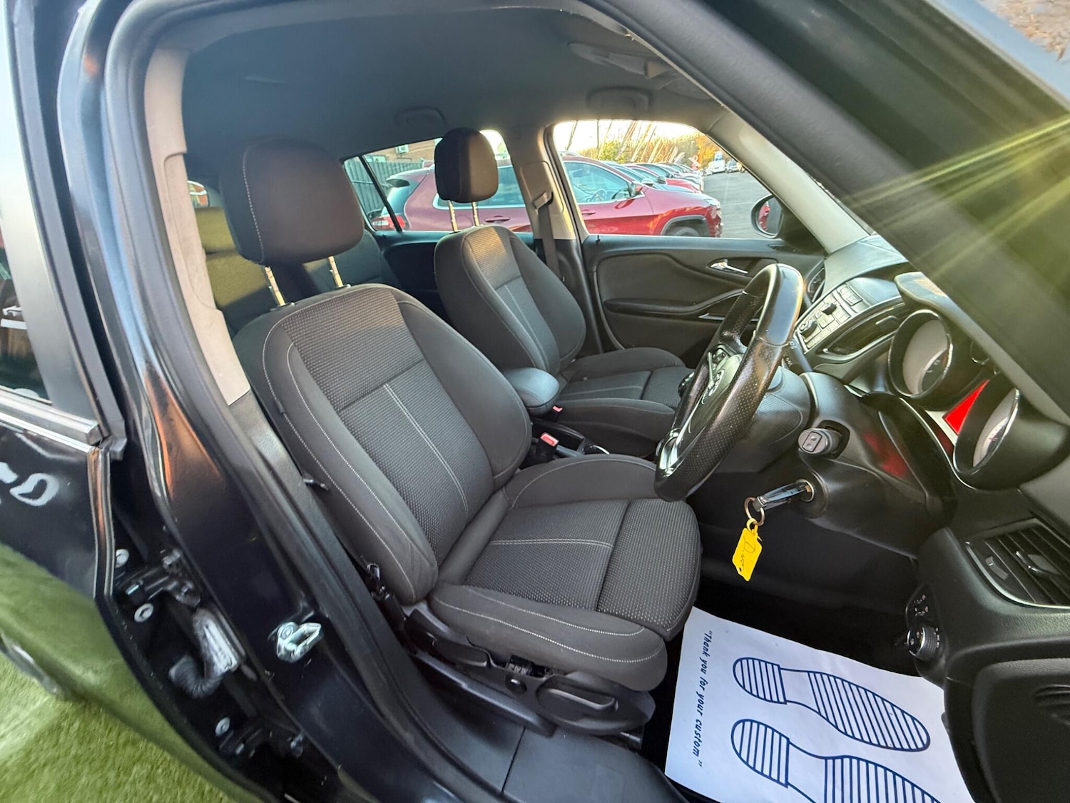 Used Vauxhall Zafira 2015 for sale - 76702279: Photo 32