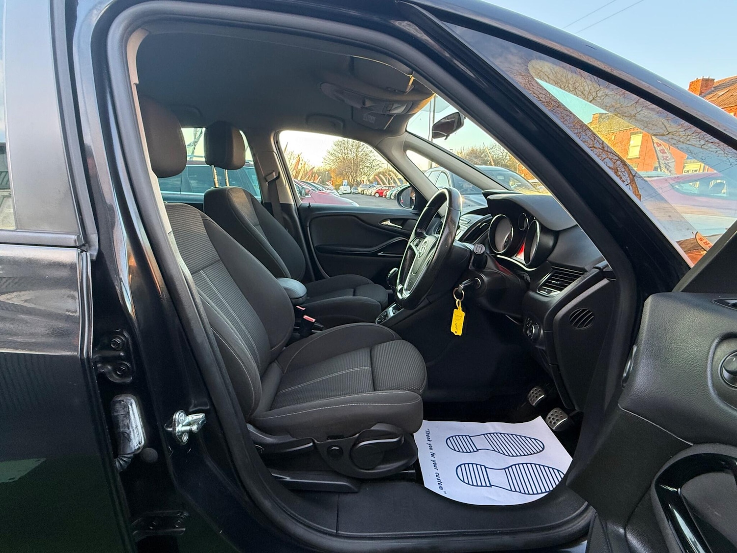 Used Vauxhall Zafira 2015 for sale - 76702279: Photo 4