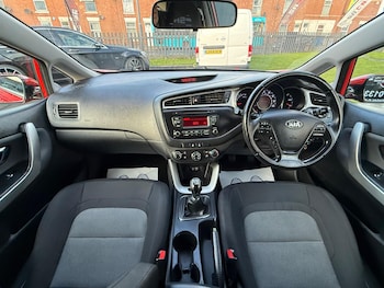 Used Kia Pro Ceed 2017 for sale - 76440535: Photo