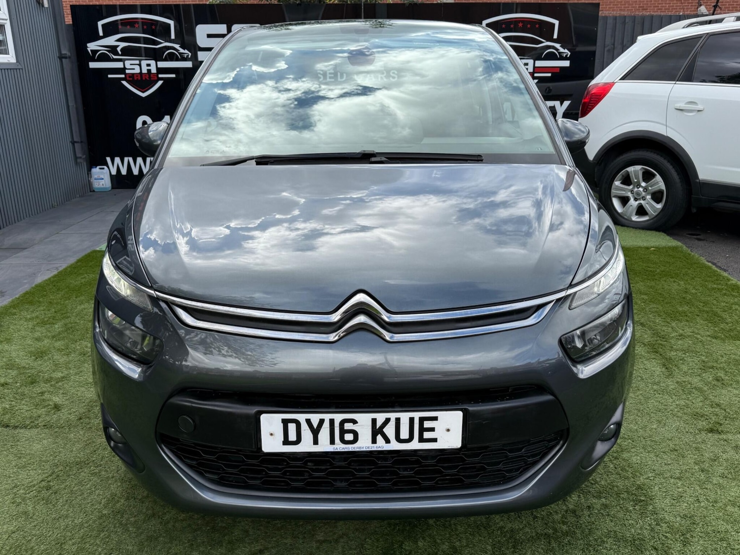Used Citroen C4 Picasso for sale - 77977634: Photo 4