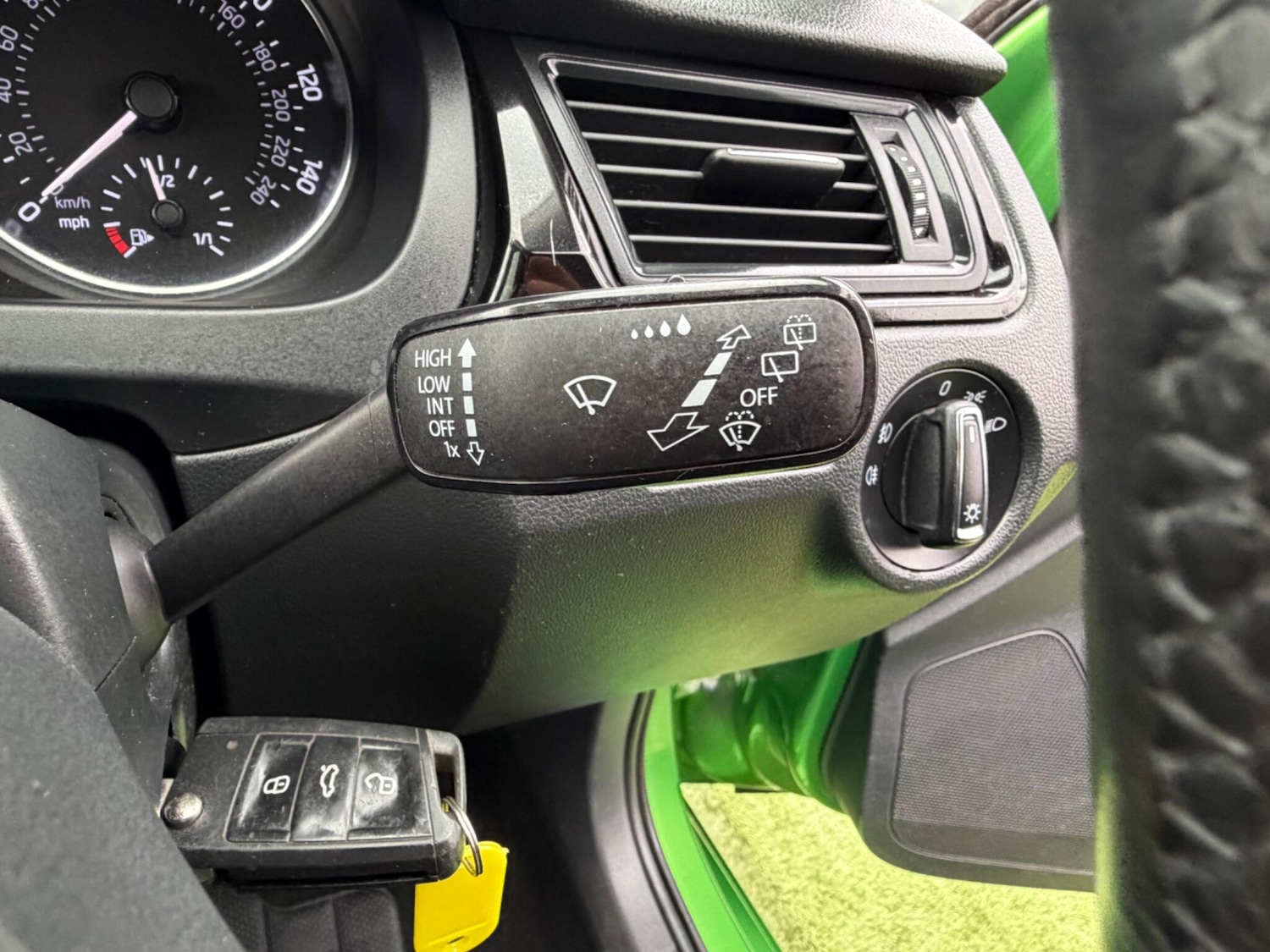 Used Skoda Rapid Spaceback 2015 for sale - 77704720: Photo 25