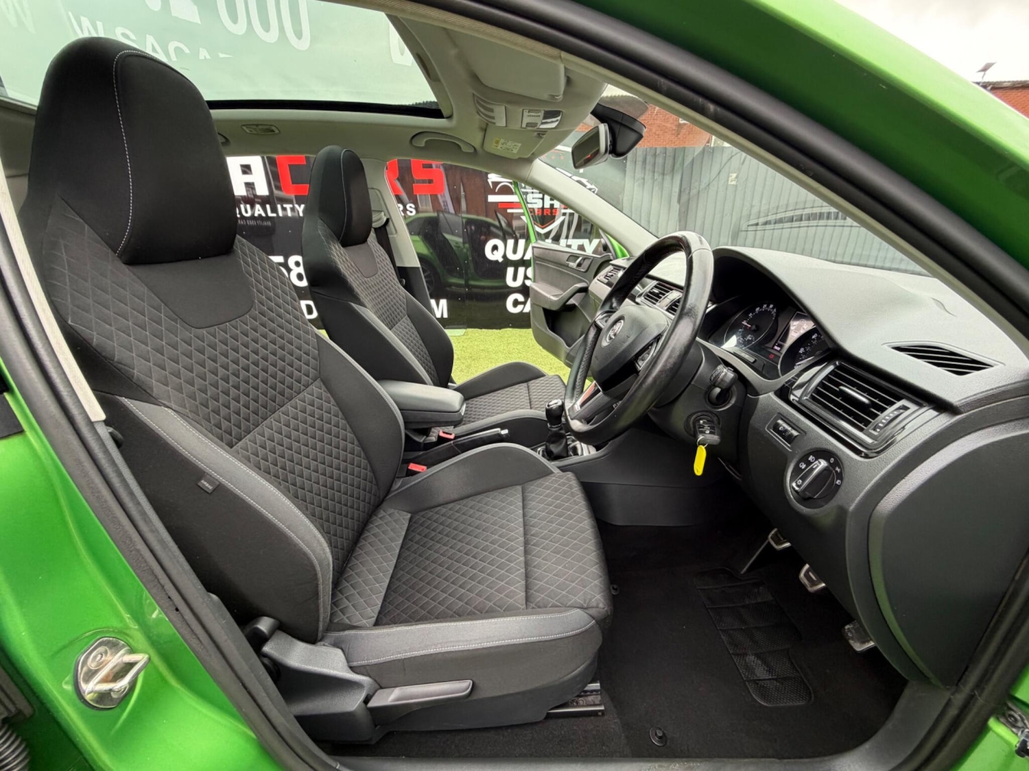 Used Skoda Rapid Spaceback 2015 for sale - 77704720: Photo 33