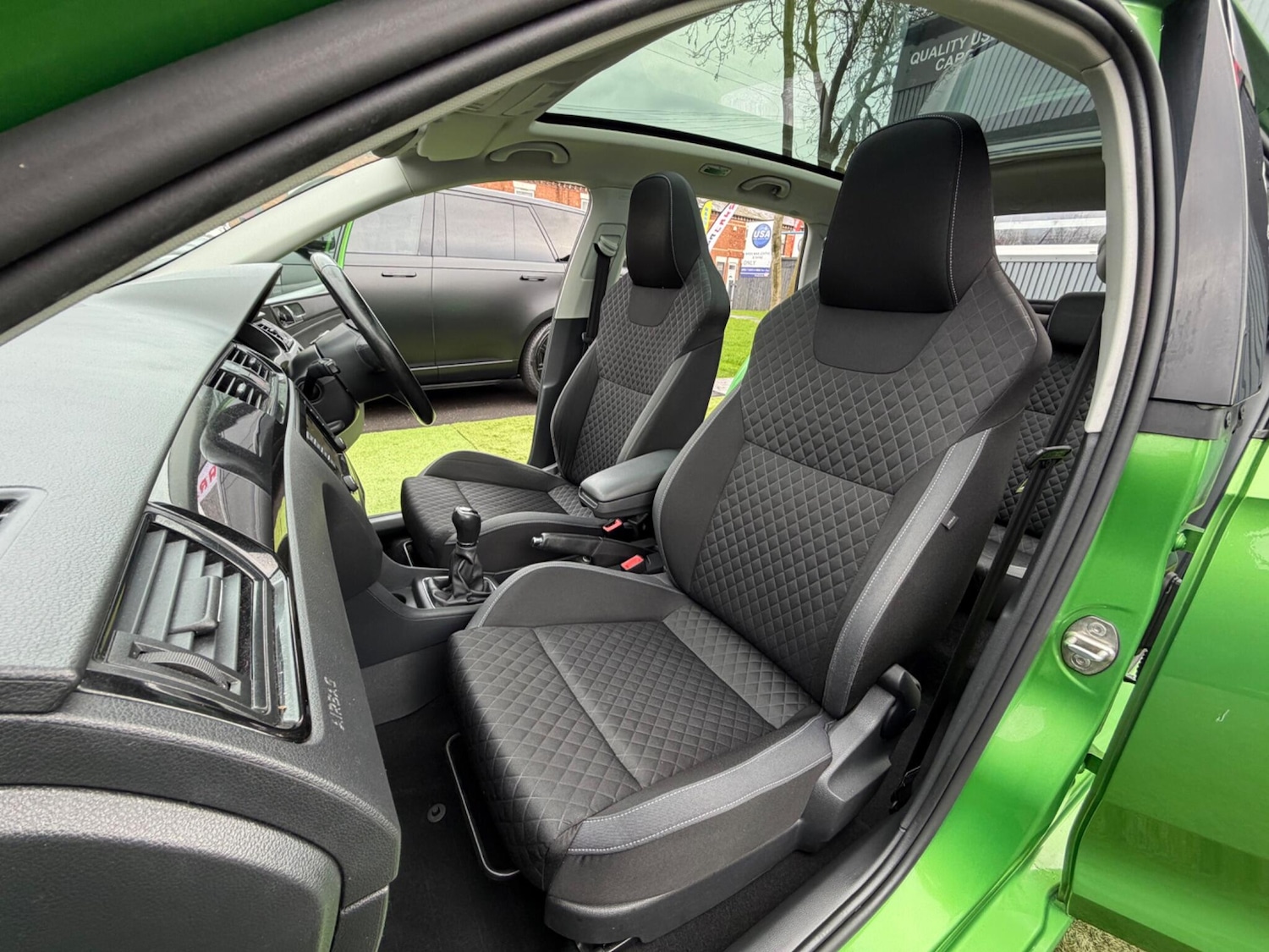 Used Skoda Rapid Spaceback 2015 for sale - 77704720: Photo 38