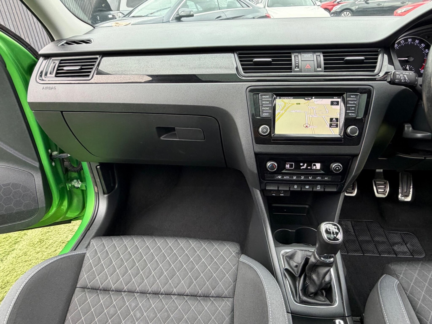 Used Skoda Rapid Spaceback 2015 for sale - 77704720: Photo 45