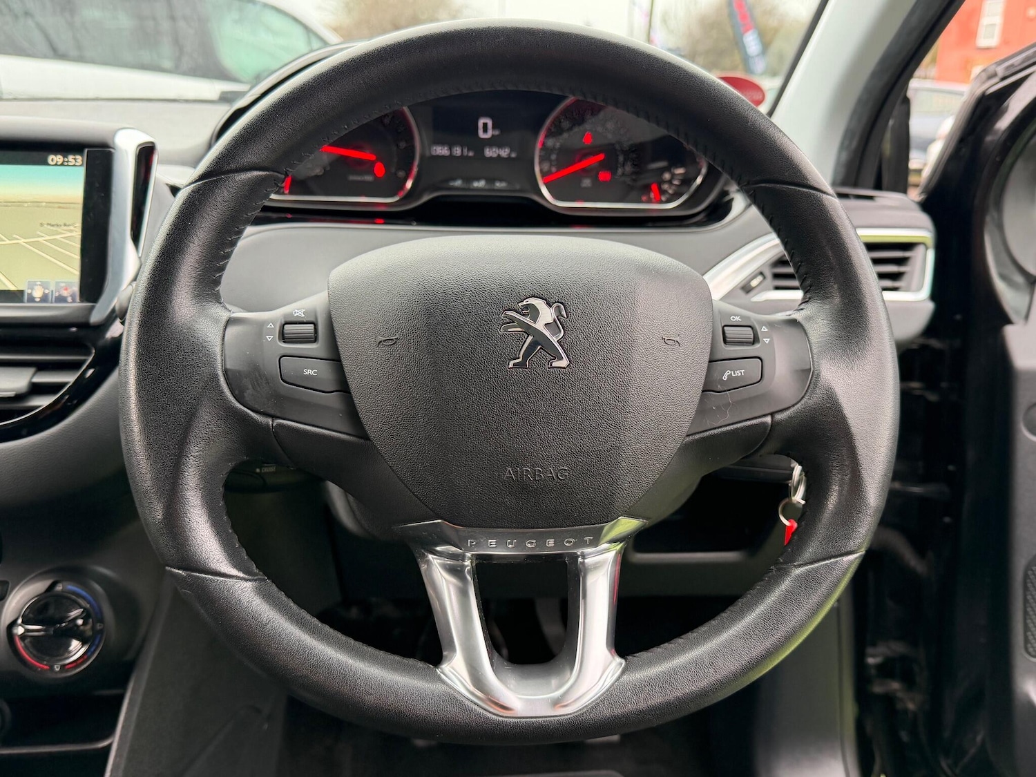 Used Peugeot 208 2015 for sale - 77191225: Photo 19
