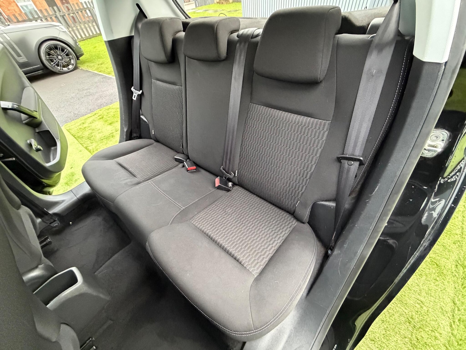 Used Peugeot 208 2015 for sale - 77191225: Photo 37