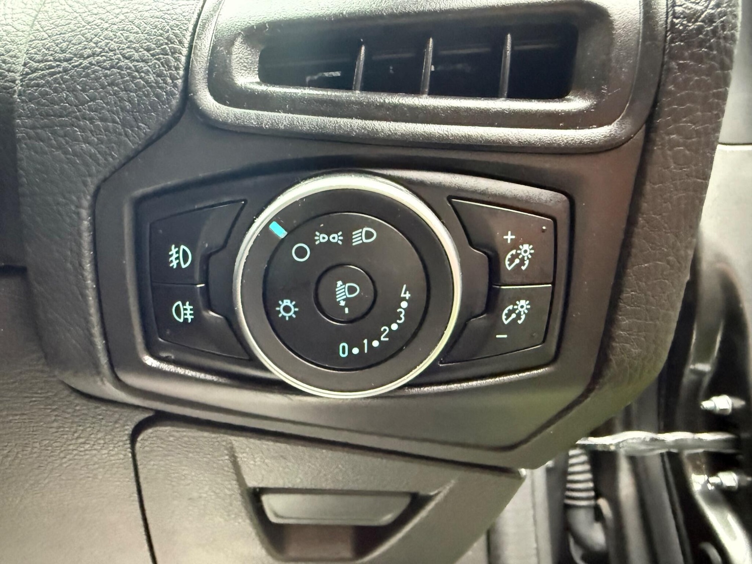 Used Ford Focus 2015 for sale - 76743249: Photo 29