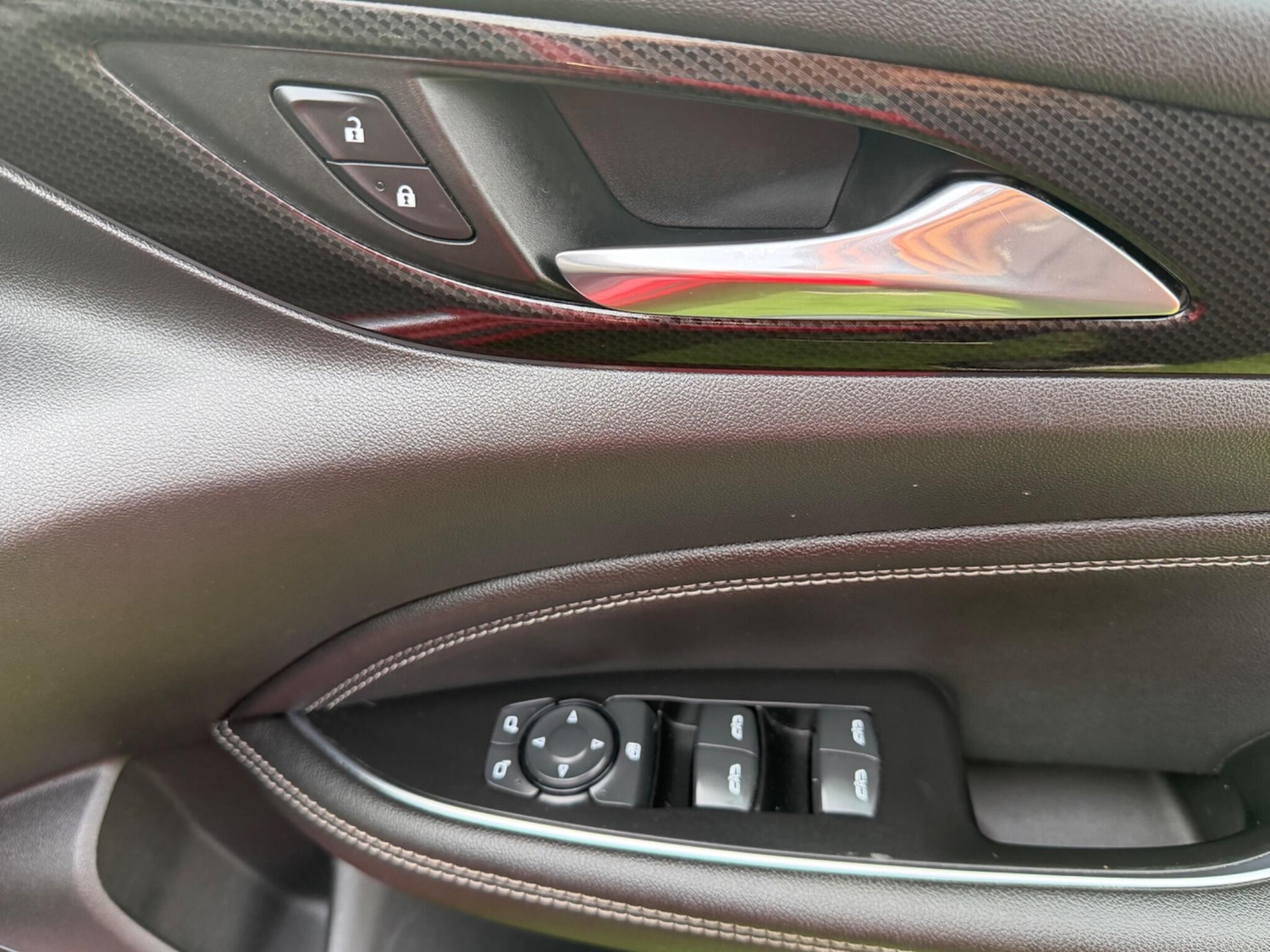 Used Vauxhall Insignia 2017 for sale - 77969668: Photo 23