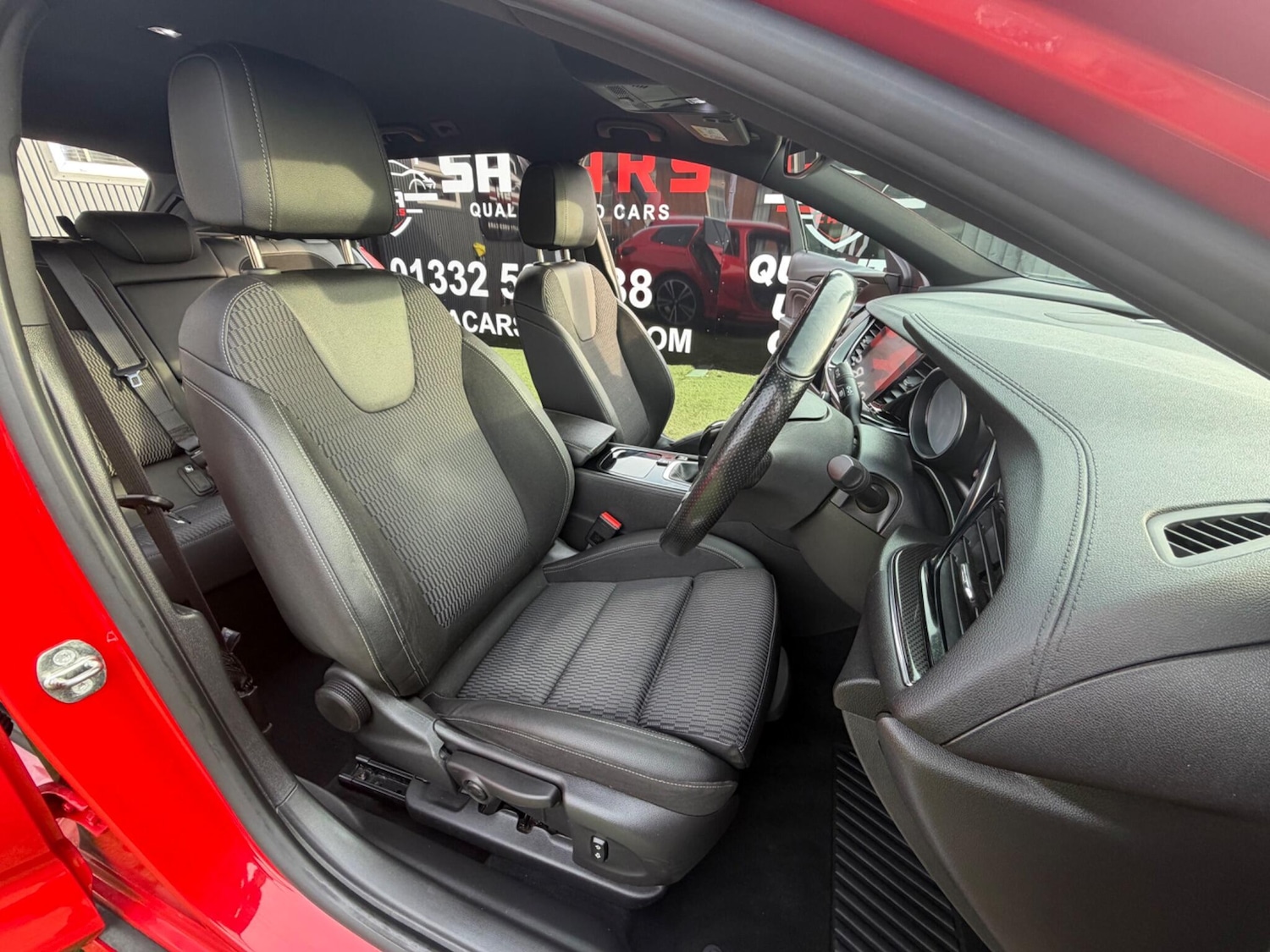 Used Vauxhall Insignia 2017 for sale - 77969668: Photo 28