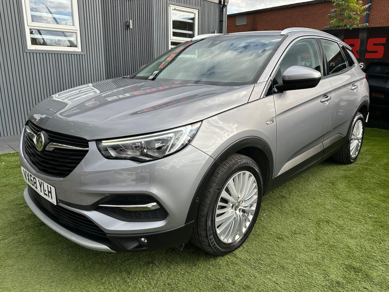 Used Vauxhall Grandland X 2018 for sale - 76701644: Photo 8