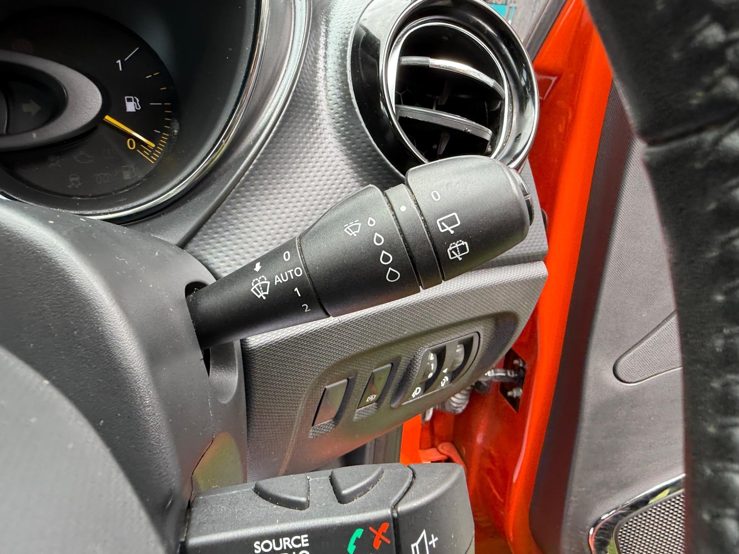 Used Renault Captur for sale - 76701870: Photo 25