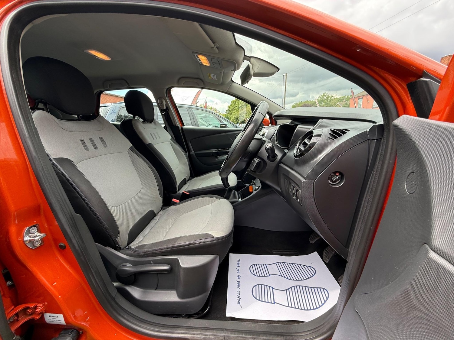 Used Renault Captur for sale - 76701870: Photo 30