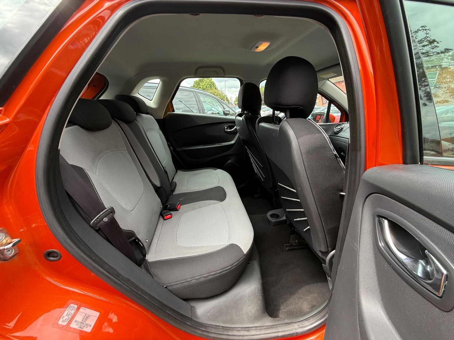 Used Renault Captur for sale - 76701870: Photo 33