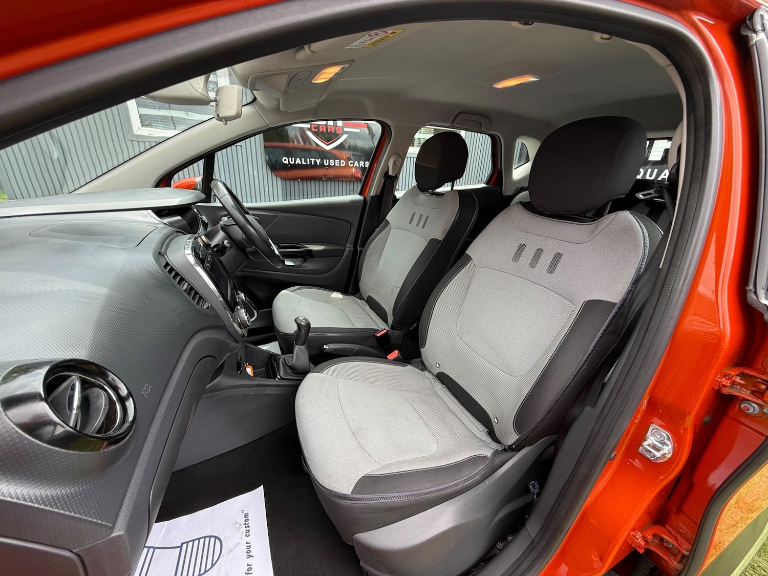 Used Renault Captur for sale - 76701870: Photo 40