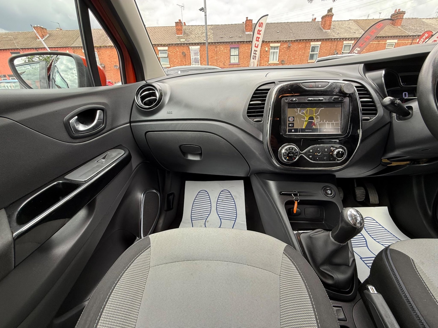 Used Renault Captur for sale - 76701870: Photo 44