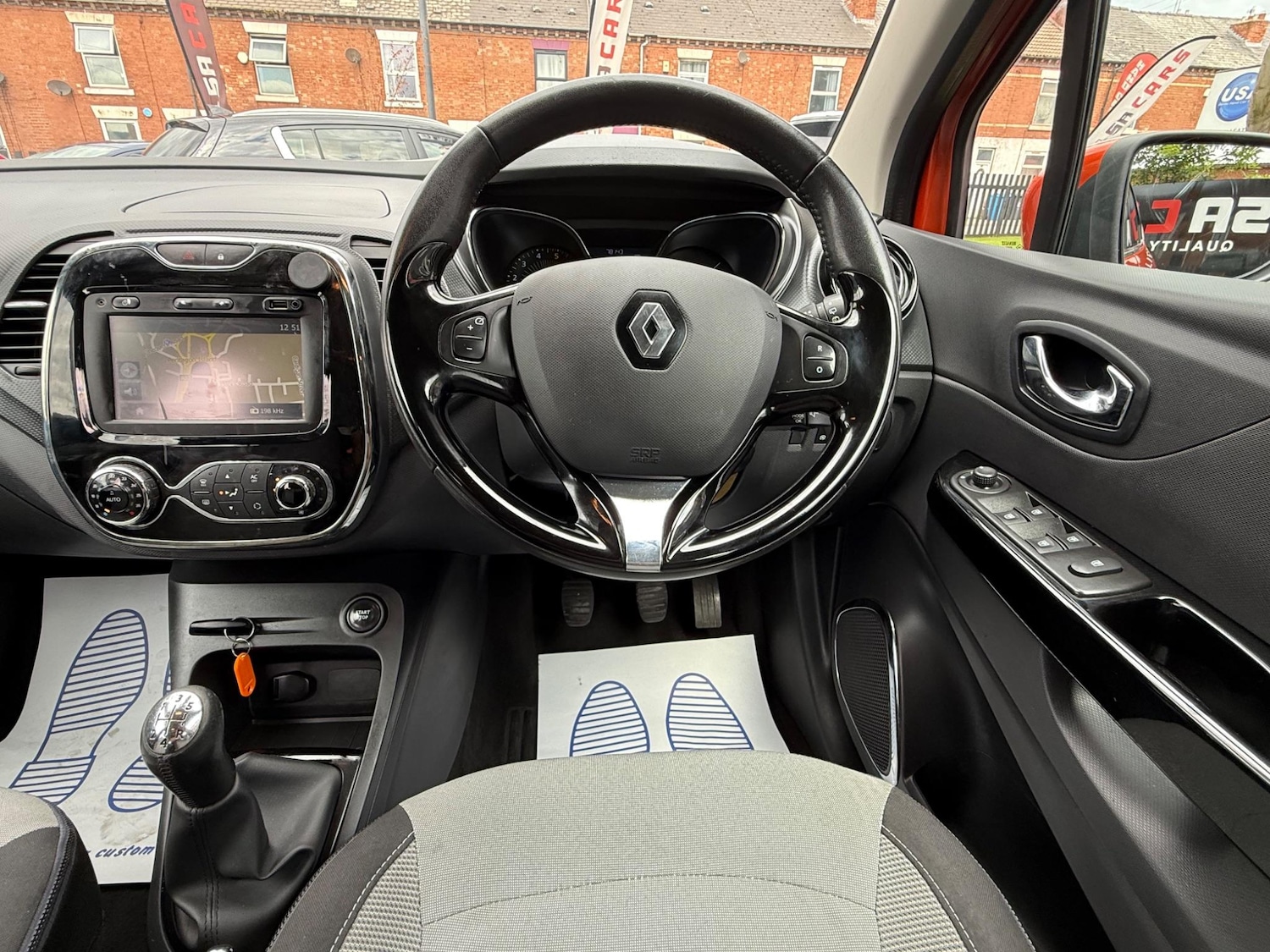 Used Renault Captur for sale - 76701870: Photo 45