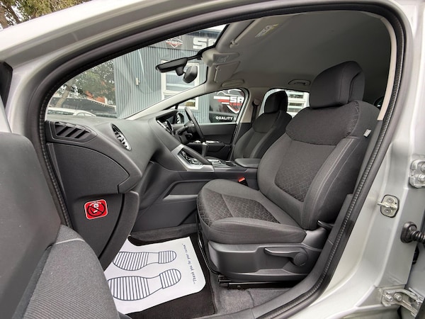 Used Peugeot 3008 2015 for sale - 75634718: Photo 36