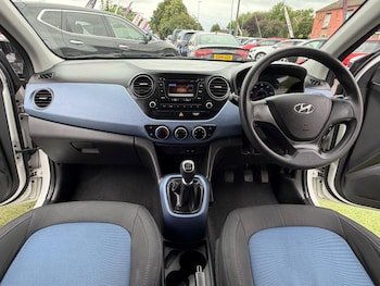 Used Hyundai i10 2014 for sale - 79132010: Photo