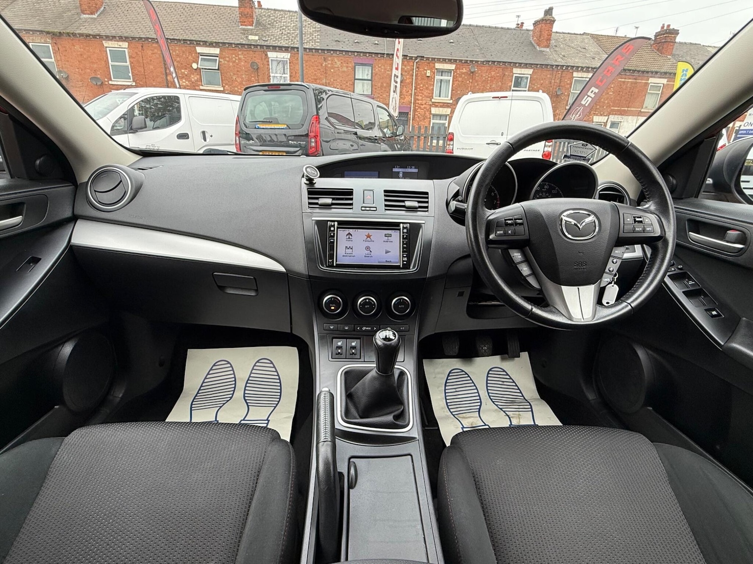 Used Mazda Mazda3 2013 for sale - 76250962: Photo 2
