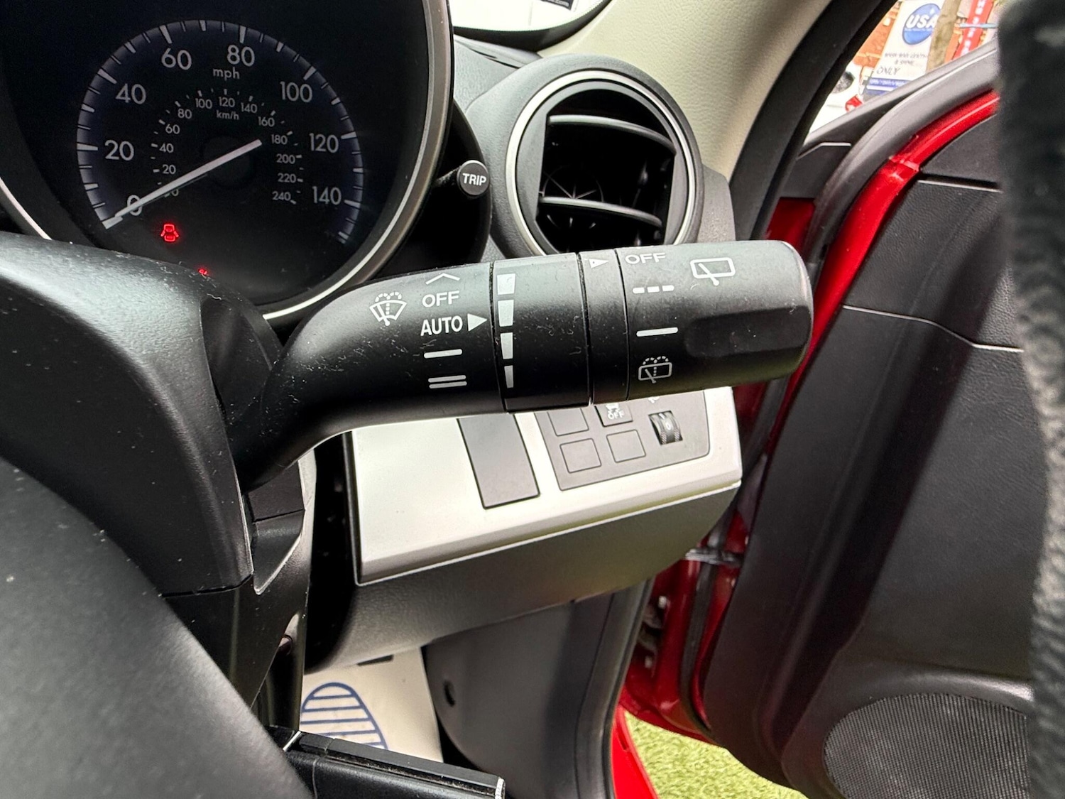 Used Mazda Mazda3 2013 for sale - 76250962: Photo 28