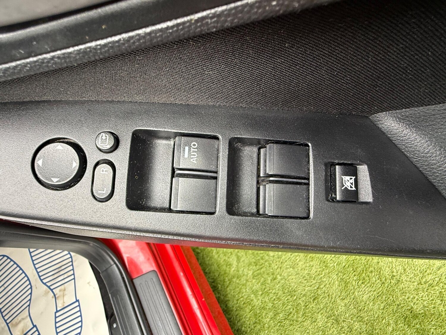 Used Mazda Mazda3 2013 for sale - 76250962: Photo 30