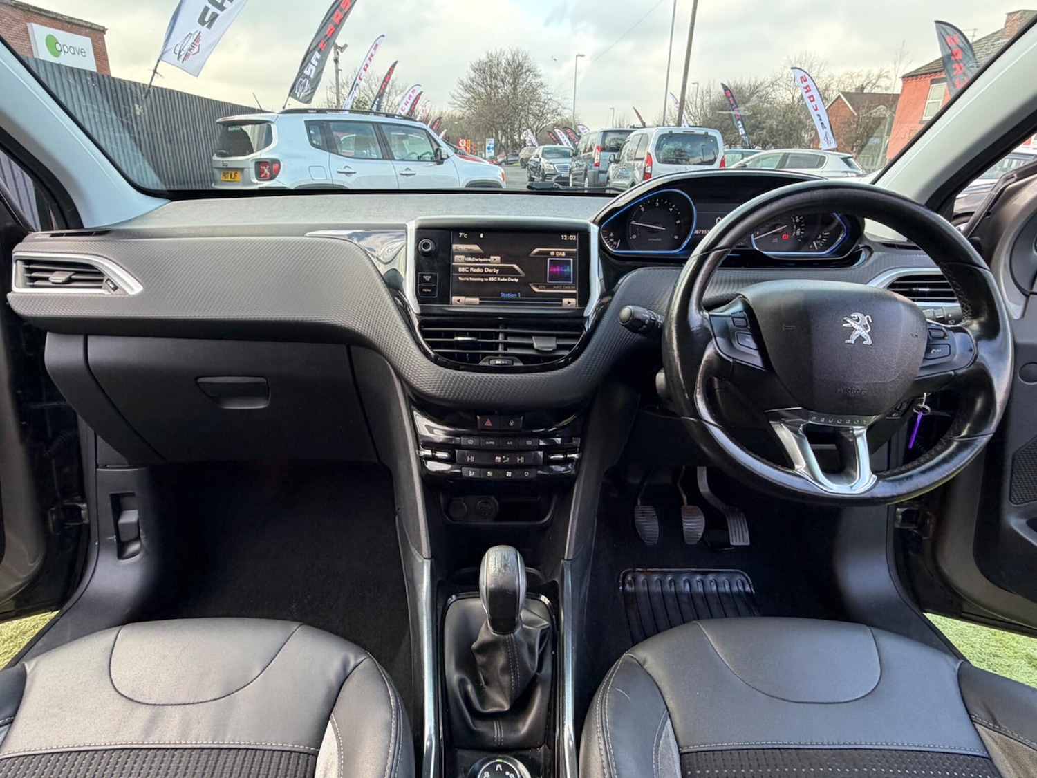 Used Peugeot 2008 2013 for sale - 77411642: Photo 2