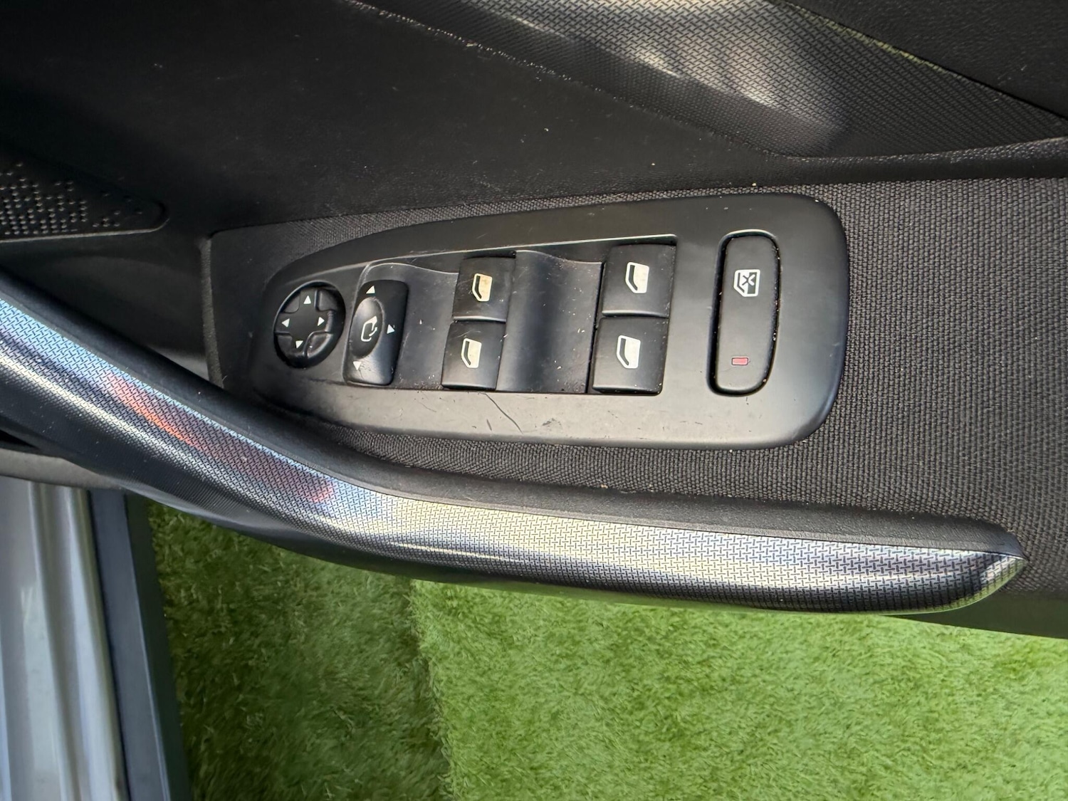 Used Peugeot 2008 2013 for sale - 77411642: Photo 27