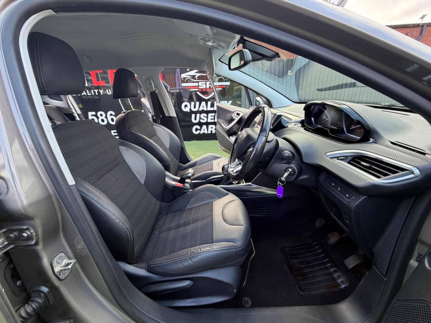 Used Peugeot 2008 2013 for sale - 77411642: Photo 28