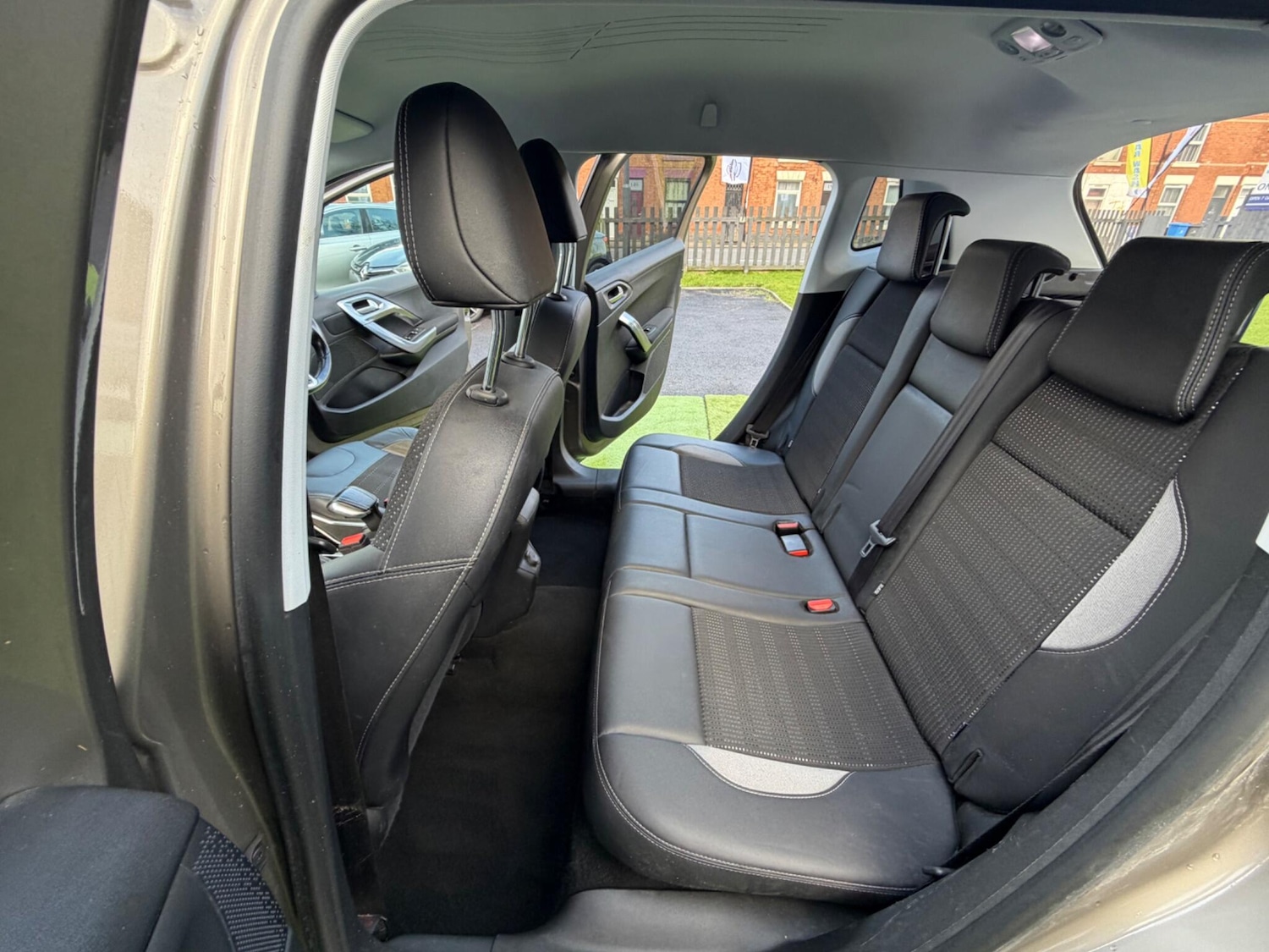 Used Peugeot 2008 2013 for sale - 77411642: Photo 36