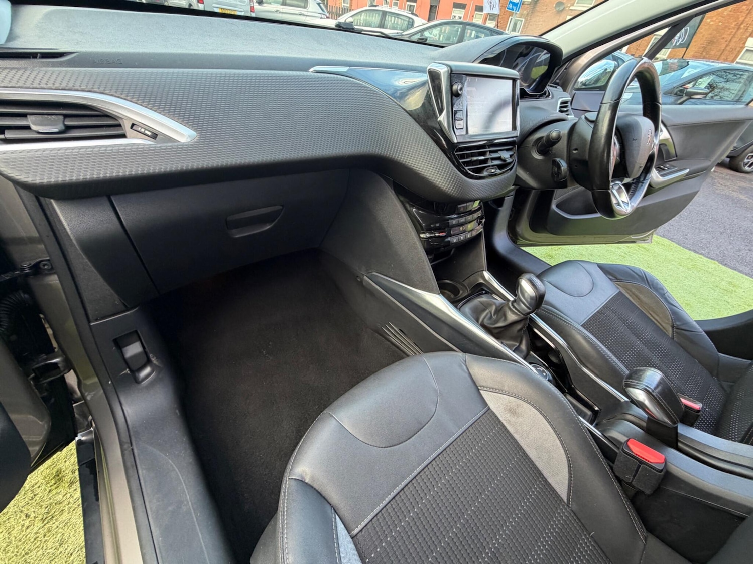 Used Peugeot 2008 2013 for sale - 77411642: Photo 42